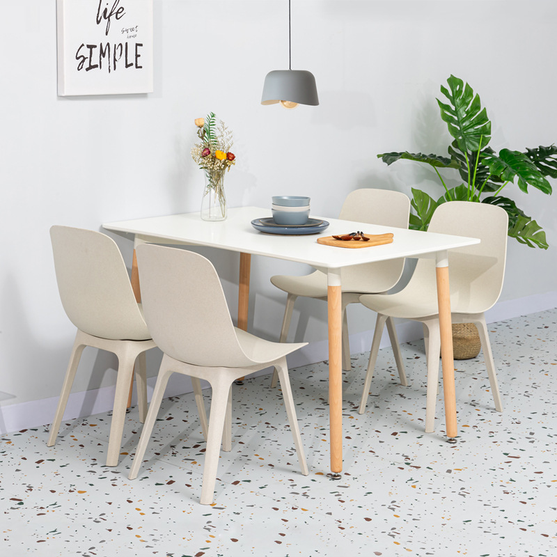 Venta al por mayor de sillas modernas de color plástico, respaldo fijo sin reposabrazos, Salón simple al aire libre, sillas de comedor de plástico