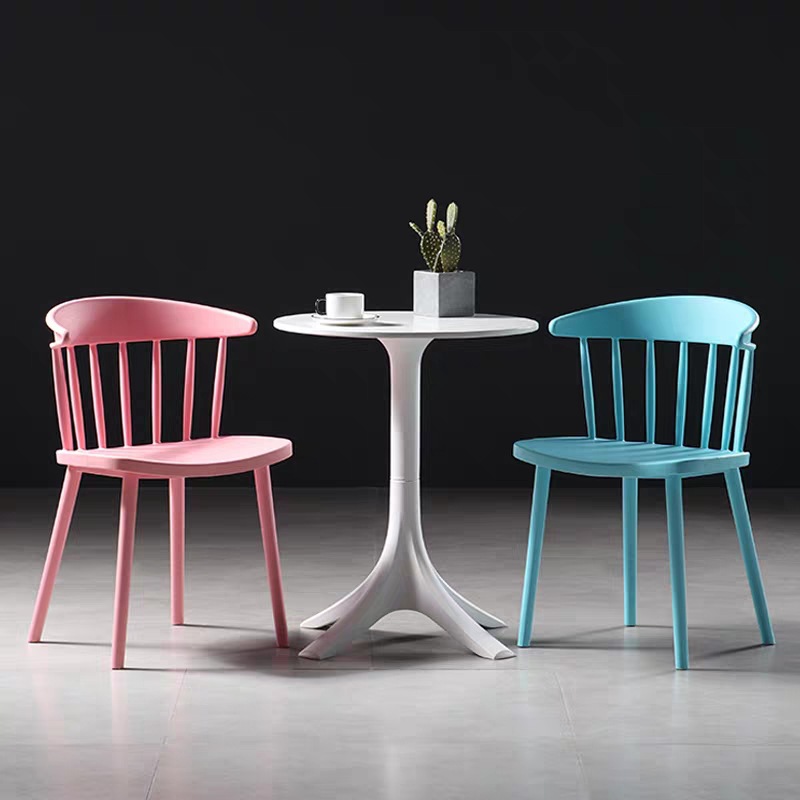 Fábrica Precio al por mayor Price apilable Salón moderno Silla de comedor de plástico Restaurante de jardín al aire libre PP silla
