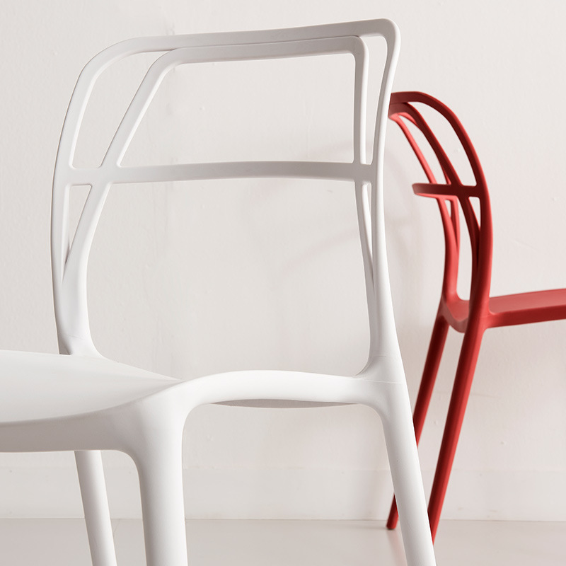 Diseño moderno colorido silla de comedor de plástico para salón de plástico para salón sin brazo sin brazo